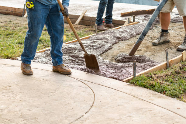Best Concrete Pool Decks in Danbury, TX